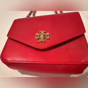 Red Tory burch cross body bag.